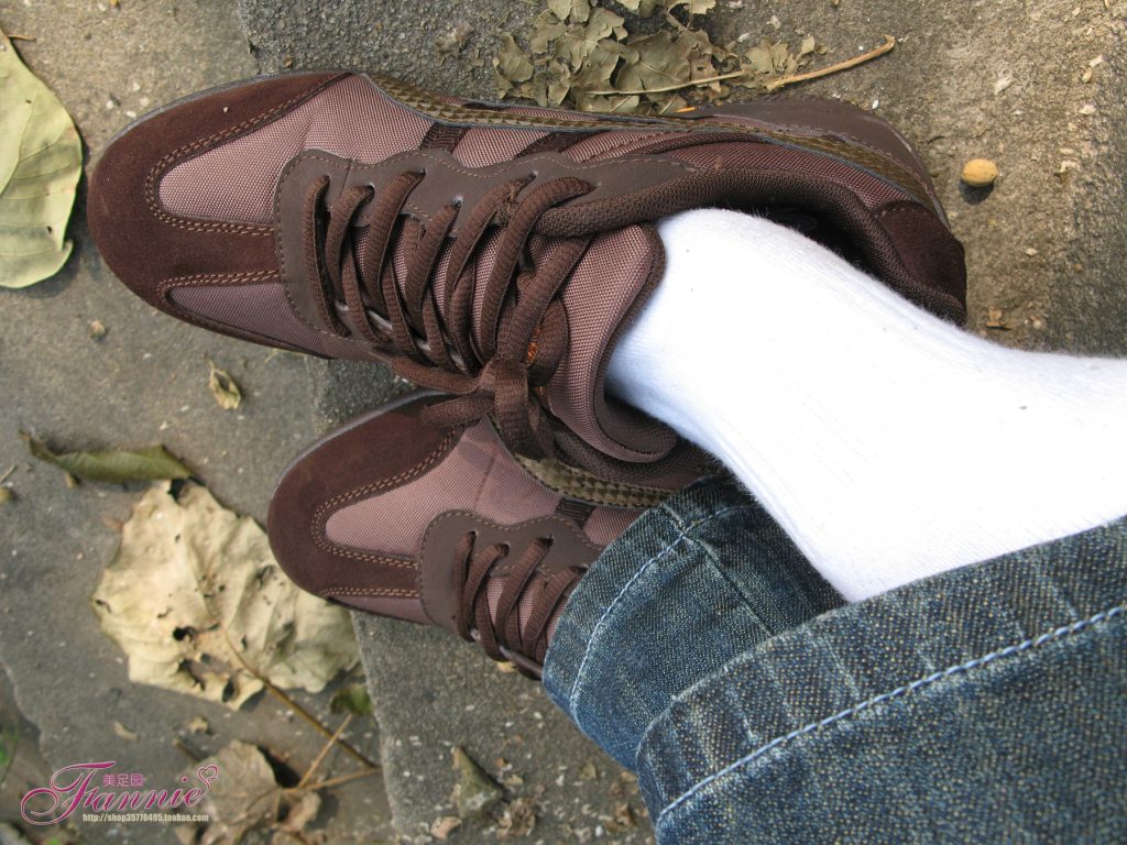 Fannie芬妮每足园 No.111 冬日午后的阳光（裸足） [49P/170MB]插图1