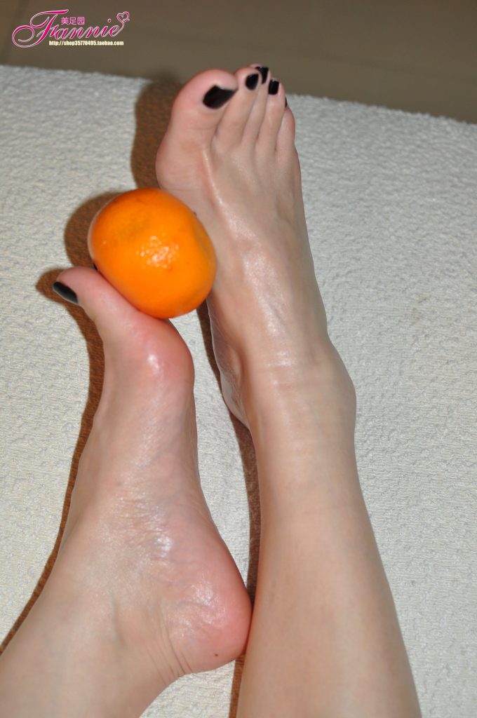 Fannie芬妮每足园 No.151 果香甜美2 [55P/130MB]插图2