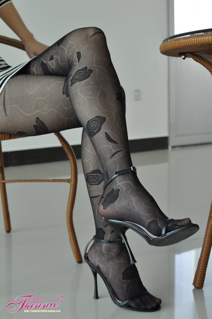 Fannie芬妮每足园 No.166 花丝特辑2 [29P/87MB]插图1