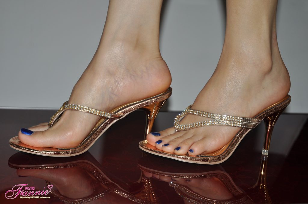 Fannie芬妮每足园 No.239 蓝色魅音 高跟1 [81P/212MB]插图1