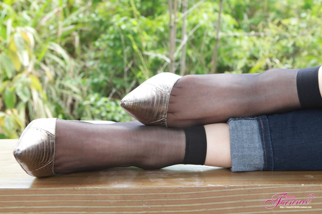 Fannie芬妮每足园 No.259 六月清芬-2 [96P/284MB]插图1