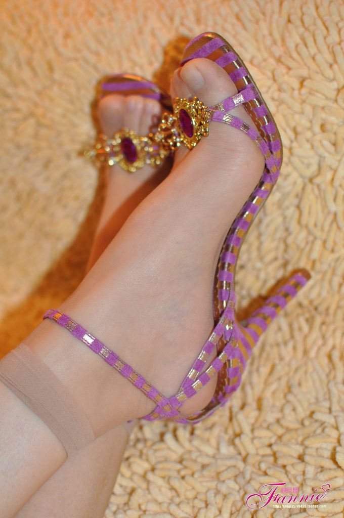 Fannie芬妮每足园 No.266 裸色 丝族-1[45P/100MB]插图2