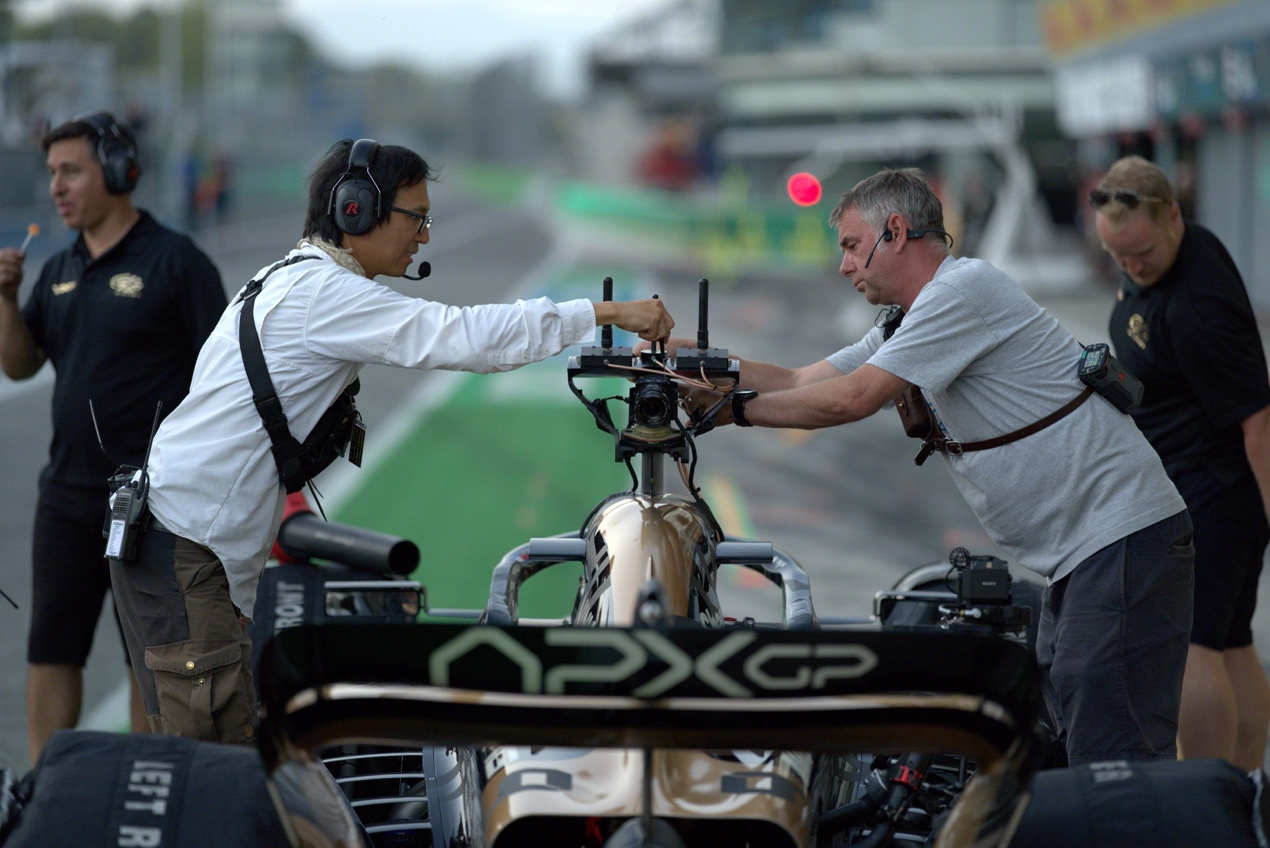 在时速322公里的F1赛车上、捕捉瞳孔里的情感起伏插图2