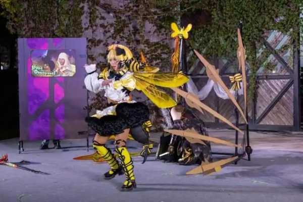 为什么“伪Coser”能站上风口?二游设定本身就是流量密码