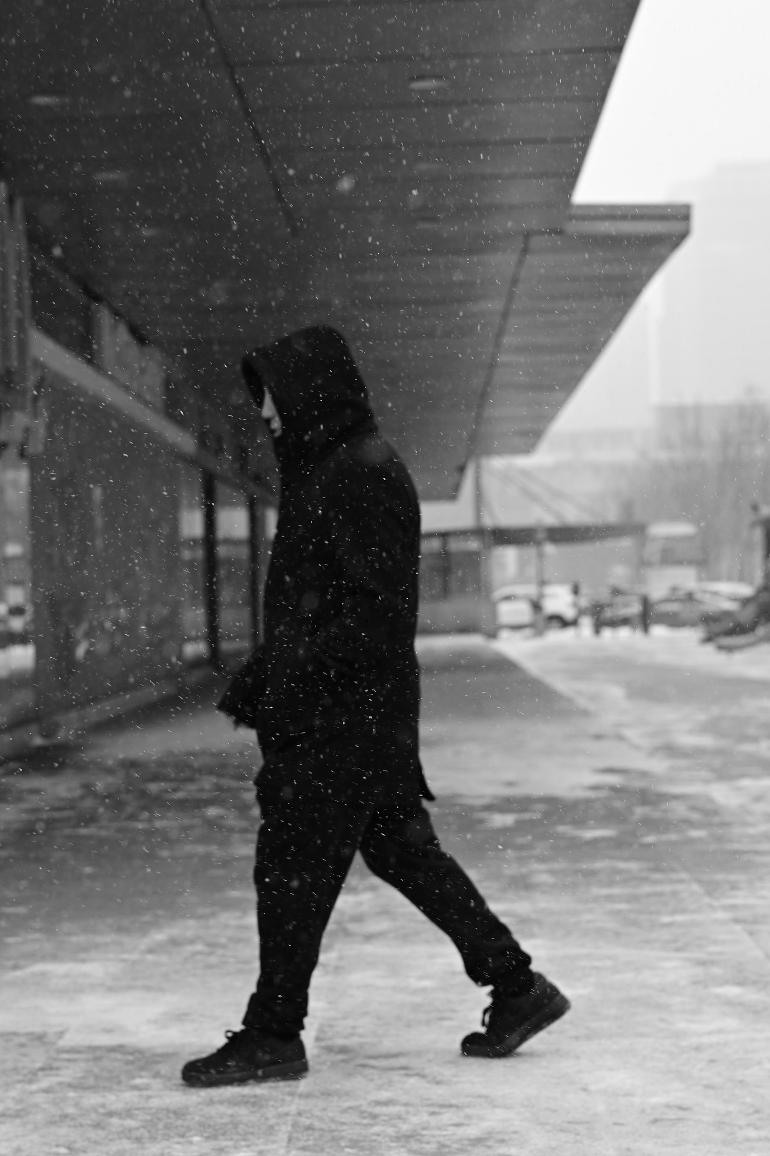 用心定格黑白街拍，捕捉灵魂瞬间插图5