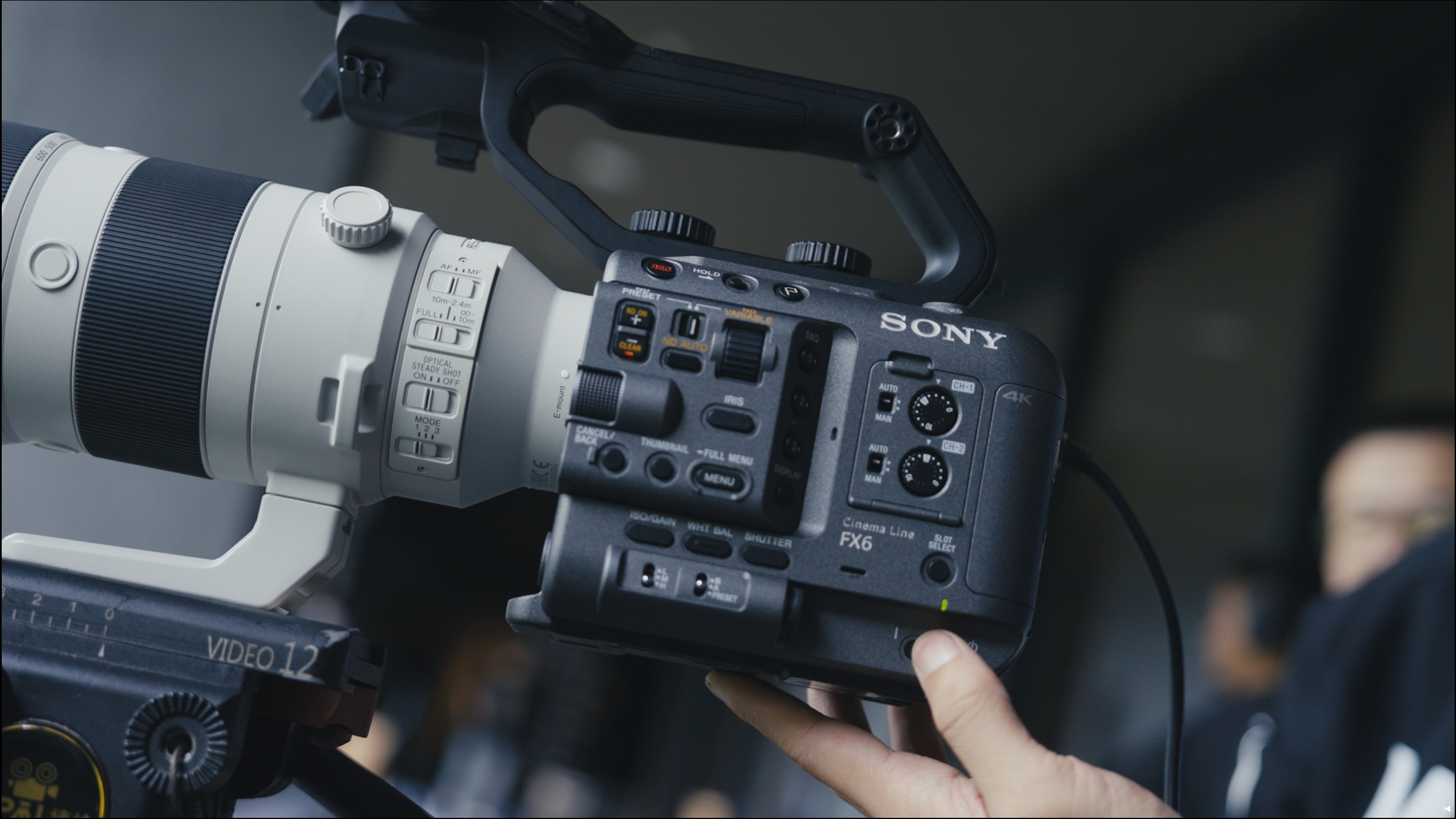 实景直播秀新突破：11台FX3和FX6摄影机联合打造电影感时装直播秀插图6