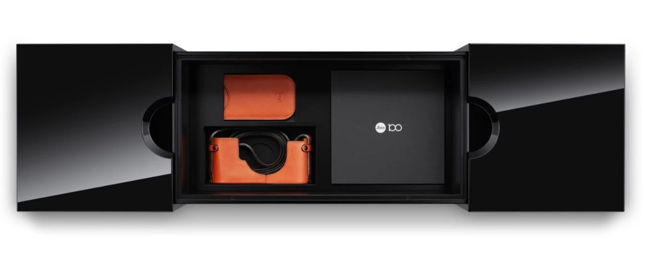徕卡推出特别版产品庆祝 Leica I 100 周年并迎来第100万台 M 系列相机插图3 徕卡推出特别版产品庆祝 Leica I 100 周年并迎来第100万台 M 系列相机插图3