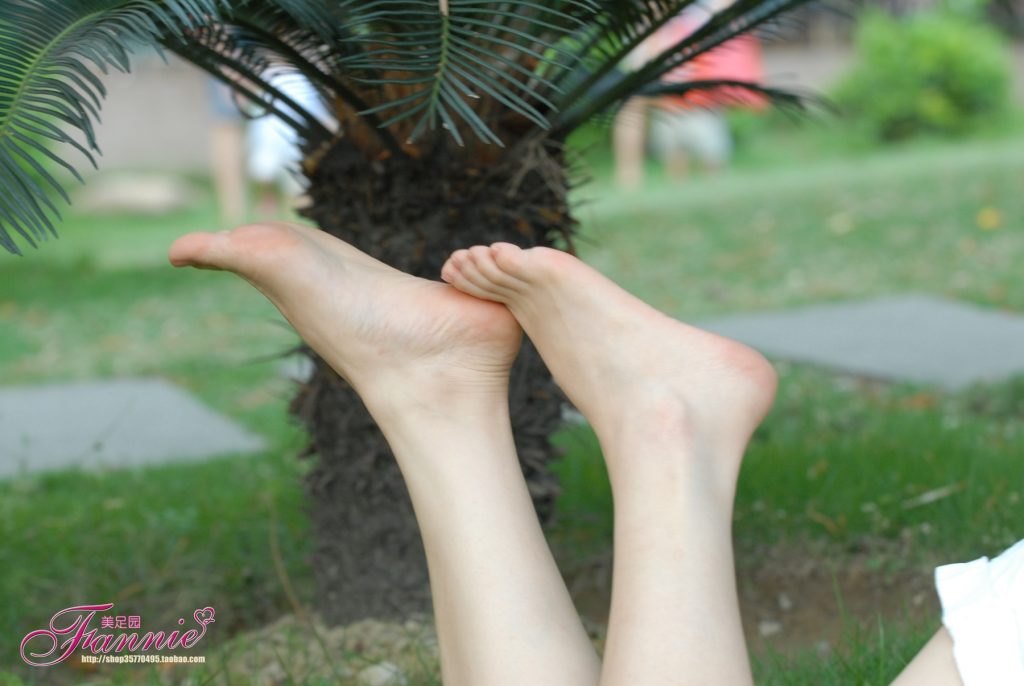 Fannie芬妮每足园 No.288 绿草如茵的家园 悠闲芳草绿 自在天地宽[16P/42MB]插图3