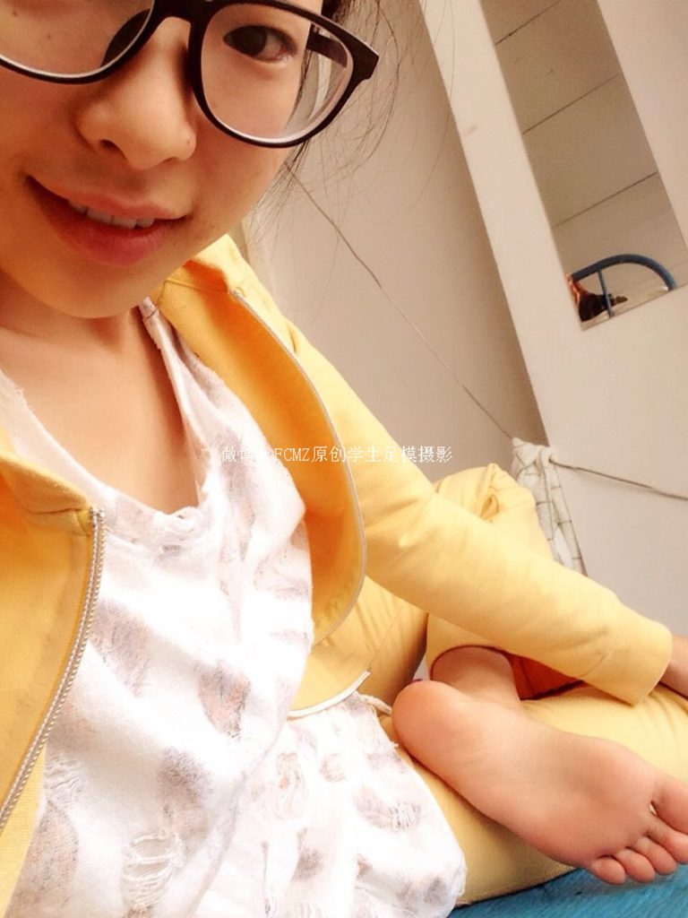FCMZ原创学生足模摄影 No.015 饭饭 [24P/51MB]插图1