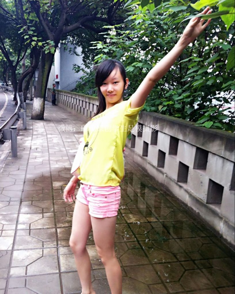 FCMZ原创学生足模摄影 No.025 苦苦 [39P/249MB]插图2