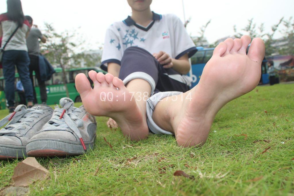 FCMZ原创学生足模摄影 No.039 肉肉 [152P/255MB]插图1