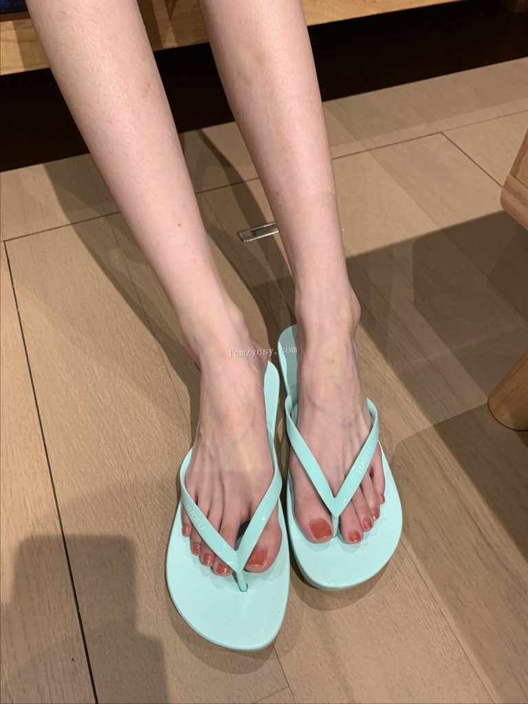 FCMZ原创学生足模摄影 No.084 人字拖 [89P/173MB]插图3