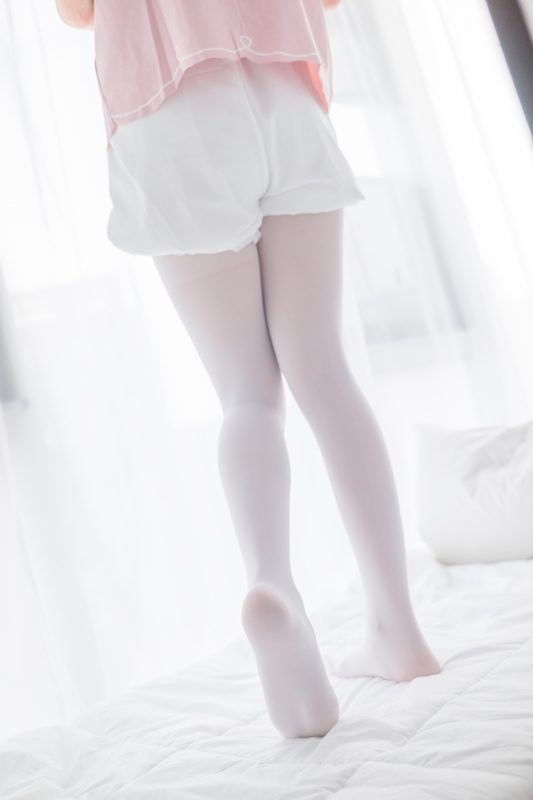 喵写真 VOL.001 纯纯丝袜情 [58P/135MB]-无料摄影圈