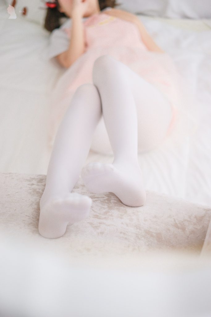 喵写真 VOL.002 粉红小妹妹的白丝 [76P/465MB]-无料摄影圈