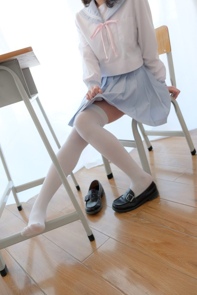 喵写真 VOL.023 丝袜百褶裙4 [65P/627MB]插图2