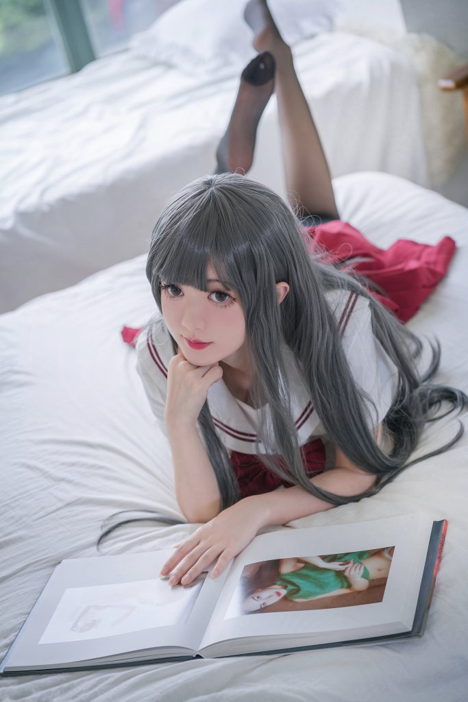 喵糖映画少女写真 VOL.017 黑丝红裙蝴蝶结 [40P/730MB]插图1