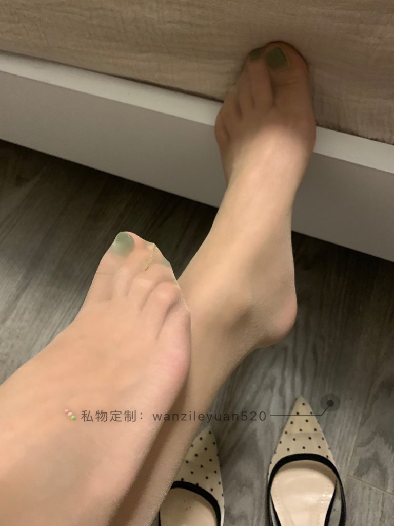 微信朋友圈达人@Changeable丸子-定制系列 NO.004 肉丝2[37P/16MB]插图2