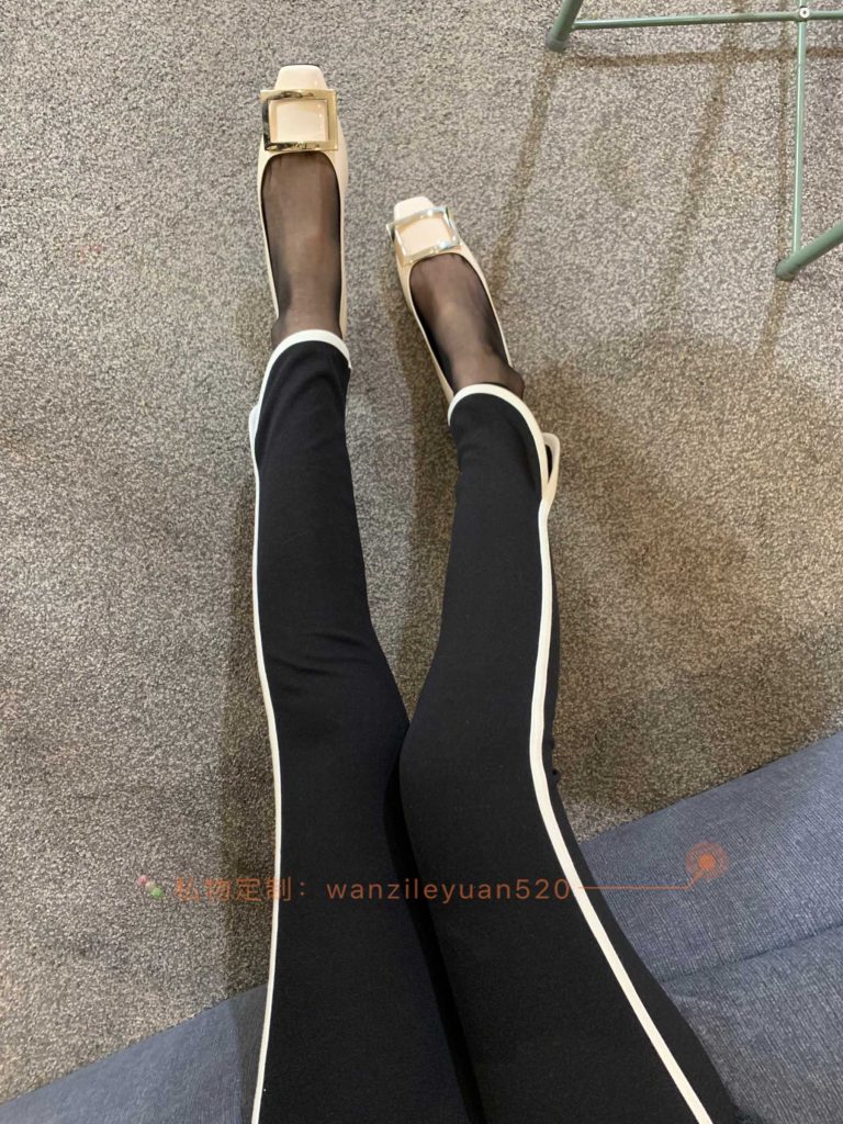 微信朋友圈达人@Changeable丸子-定制系列 NO.005 黑短丝[65P/40MB]插图1