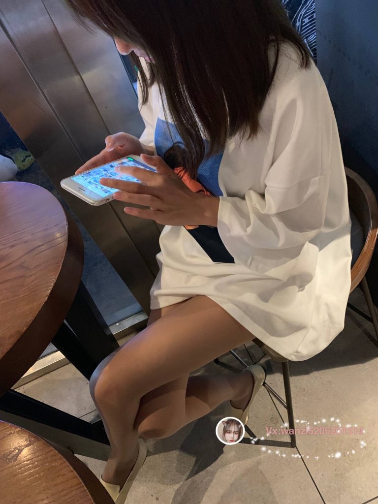 微信朋友圈达人@Changeable丸子-定制系列 NO.014 灰丝-2[32P/67MB]-无料摄影圈