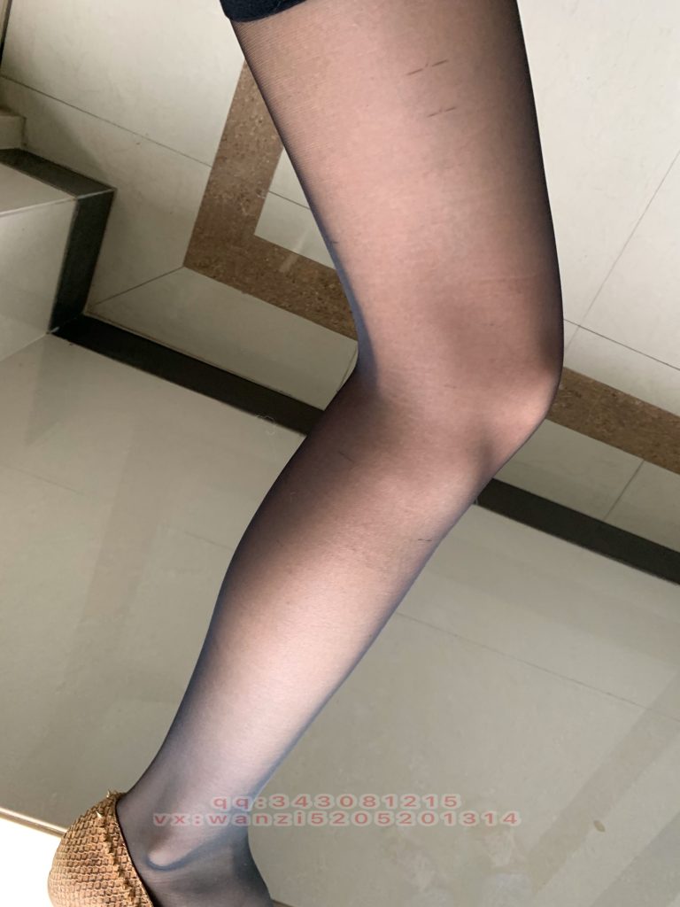 微信朋友圈达人@Changeable丸子-定制系列 NO.026 黑丝 [19P/31MB]插图3