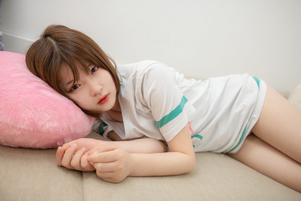 喵糖映画少女写真 VOL.054 简约但不简单 [39P/241MB]插图3