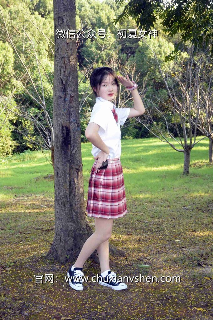 初夏女神 NO.102 安妮 草莓色JK[140P/1V/5.98GB]插图3