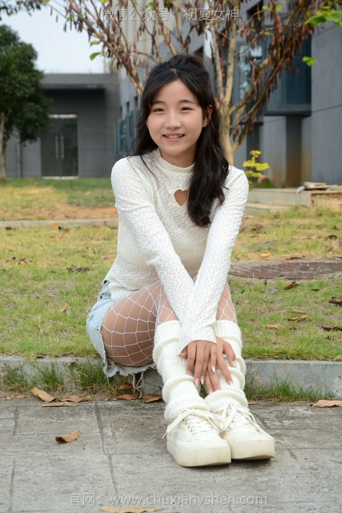 初夏女神 NO.107 点点 跟潮流风[140P/1V/4.91GB]插图2