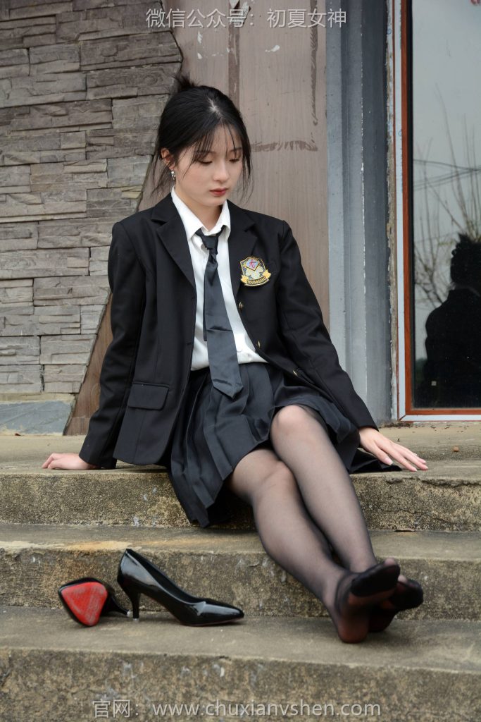 初夏女神 NO.108 安妮 西装小裙[140P/1V/4.95GB]插图3