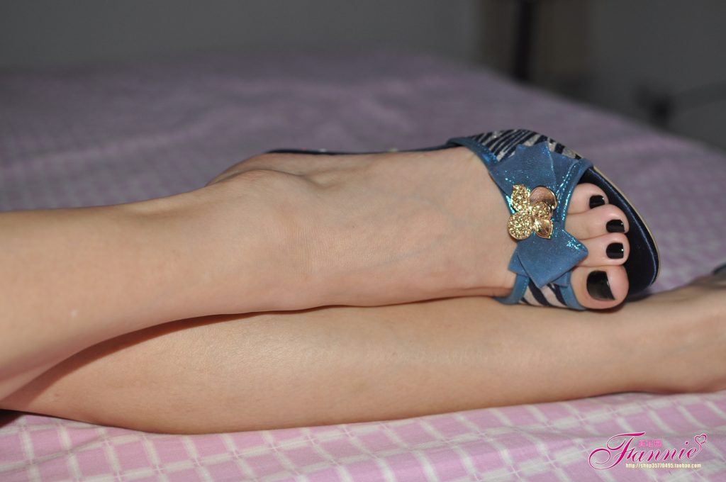 Fannie芬妮每足园 No.332 墨馨3 [60P/149MB]插图2