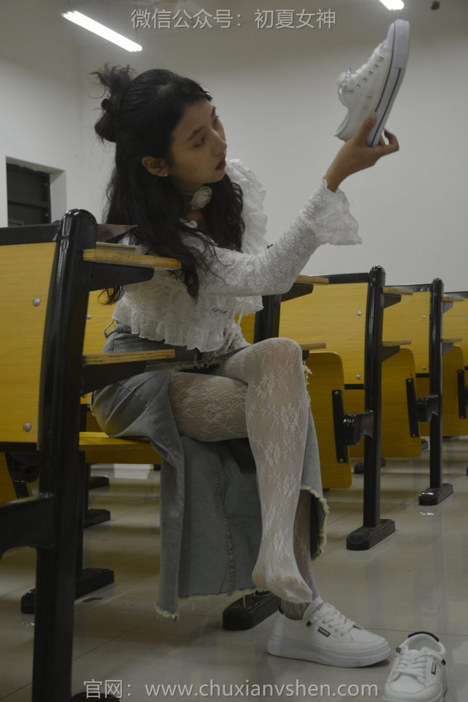 初夏女神 NO.140 点点 潮流之光[120P/1V/3.04GB]插图3