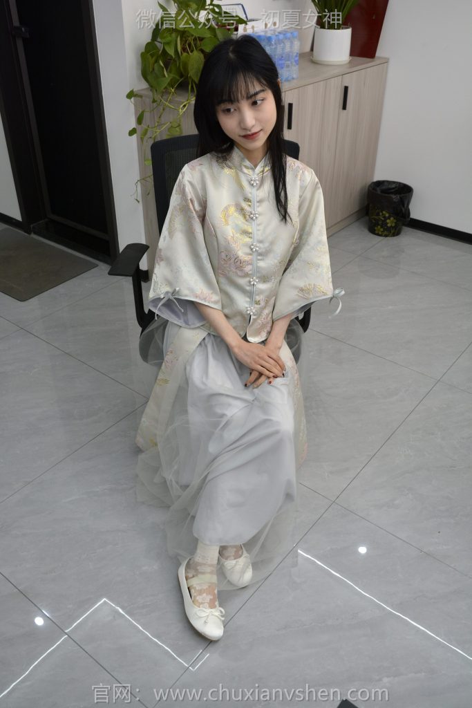 初夏女神 NO.163 柒柒 最美伴娘[140P/1V/4.94GB]插图2