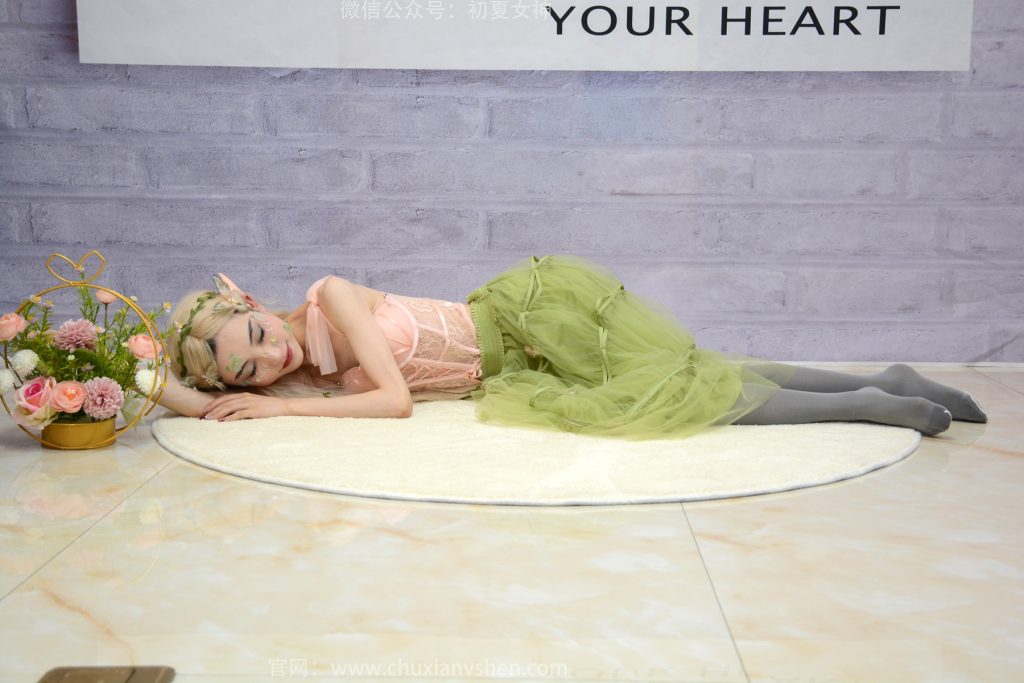 初夏女神 NO.240 柒柒 精灵之光[90P/1V/5.21GB]插图3