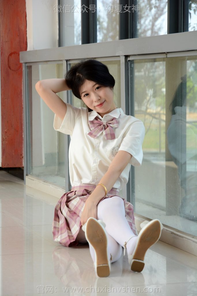 初夏女神 NO.276 清离 粉嫩娇艳[100P/1V/4.45GB]插图2