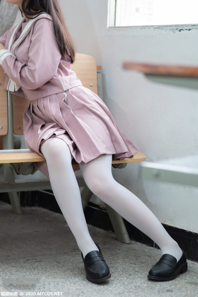 喵糖映画 VOL.074 半度度度喵 粉色JK小姐姐 [49P/323MB]插图2