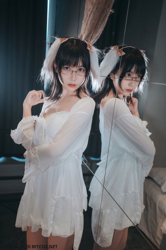 喵糖映画 VOL.139 白色私房睡裙 [30P/226M]插图2