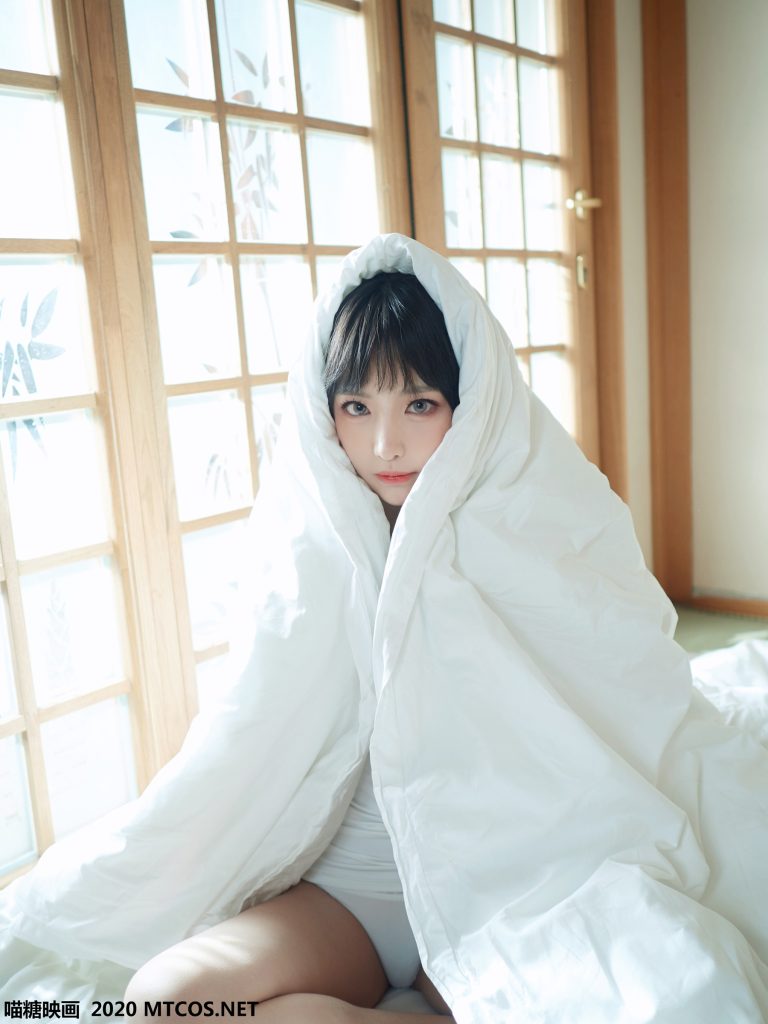 喵糖映画 VOL.143 日系白T私房 魅力小姐姐 [35P/180M]插图3