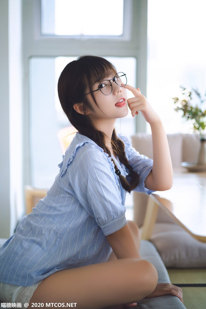 [喵糖映画]VOL.159 居家 乖乖女友 [25P/351M]-无料摄影圈