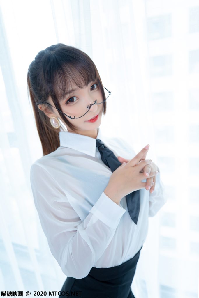 [喵糖映画]VOL.202 OL黑丝制服裙 [70P/191MB]插图1