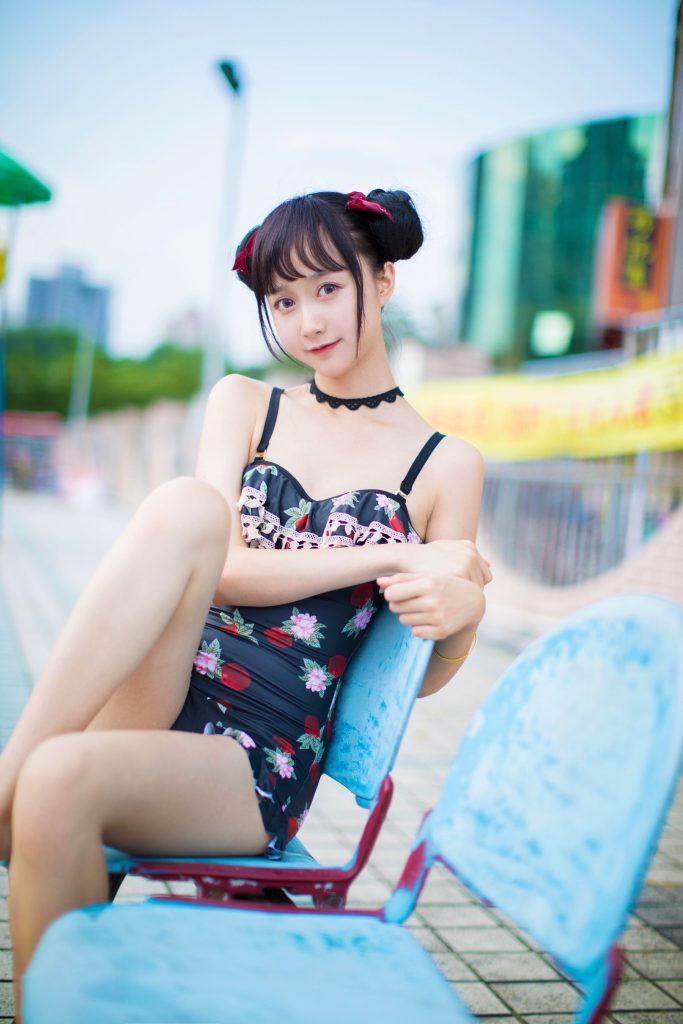 [喵糖映画]VOL.239 草莓泳衣 [40P/340MB]插图1