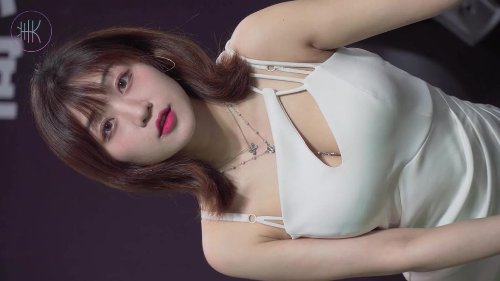 NO.0331 2021 深圳改装车展 Auto Salon Racing Model 49[1V/169MB]插图3