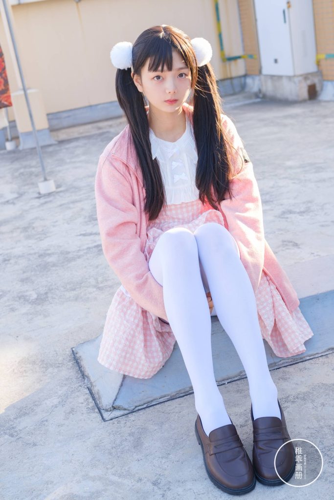 柴系小乖(稚乖画册) NO.003 – 夜夜 天台粉裙[82P/0.98GB]插图1