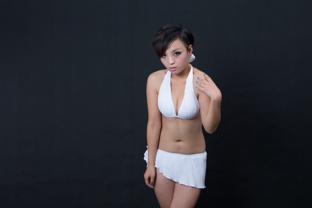 [大名模网]2015 第8期 女神牛妞房大片[100+10P/753MB]插图2