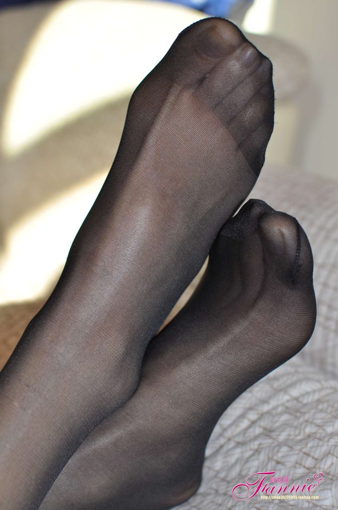 Fannie芬妮每足园 No.424 丝魅 长筒丝 黑丝[44P/187MB]插图3