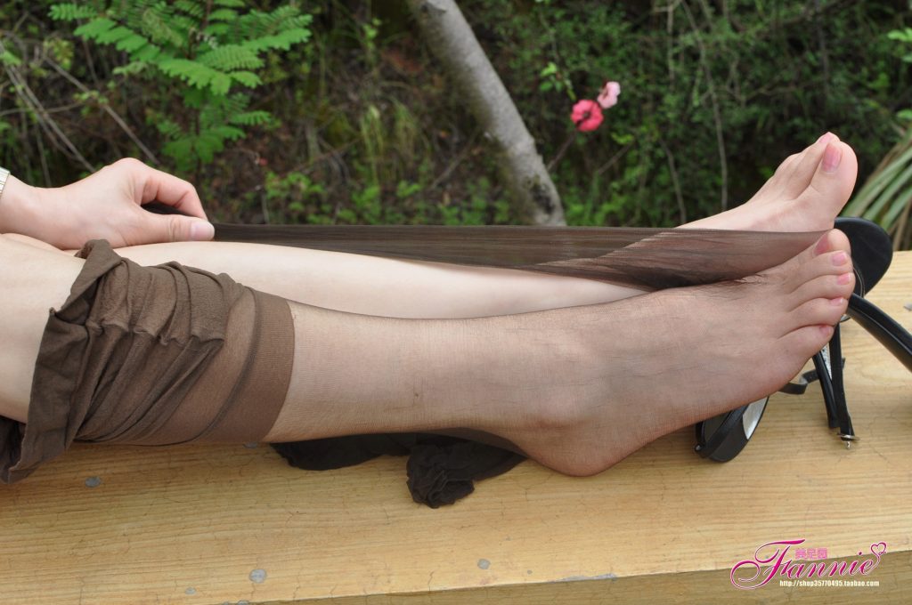 Fannie芬妮每足园 No.431 丝丝入画[66P/193MB]插图2