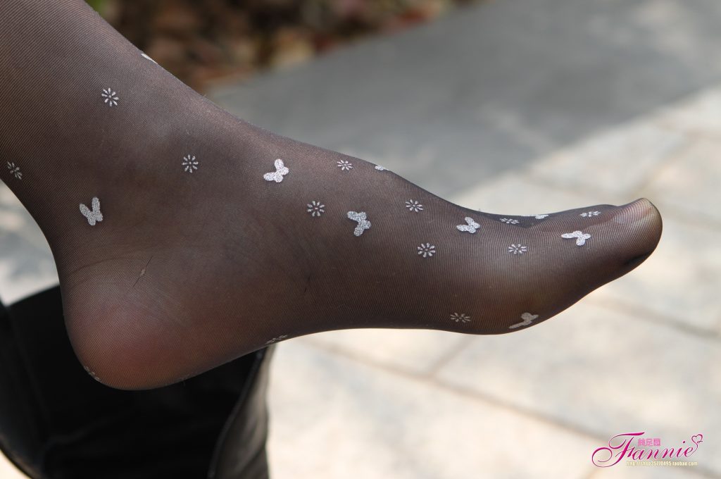 Fannie芬妮每足园 No.435 丝族特辑2 黑丝[67P/199MB]插图2