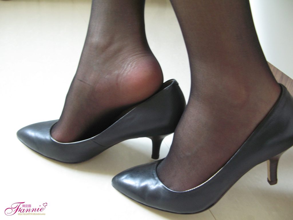 Fannie芬妮每足园 No.463 五月的丝恋 黑丝船袜[116P/330MB]插图1