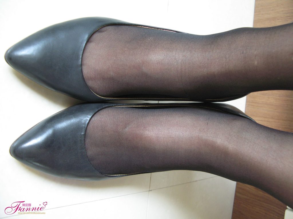 Fannie芬妮每足园 No.463 五月的丝恋 黑丝船袜[116P/330MB]插图2