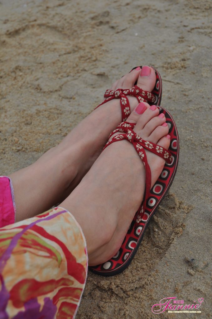 Fannie芬妮每足园 No.533 炫动夏日 海滩[79P/204MB]插图1