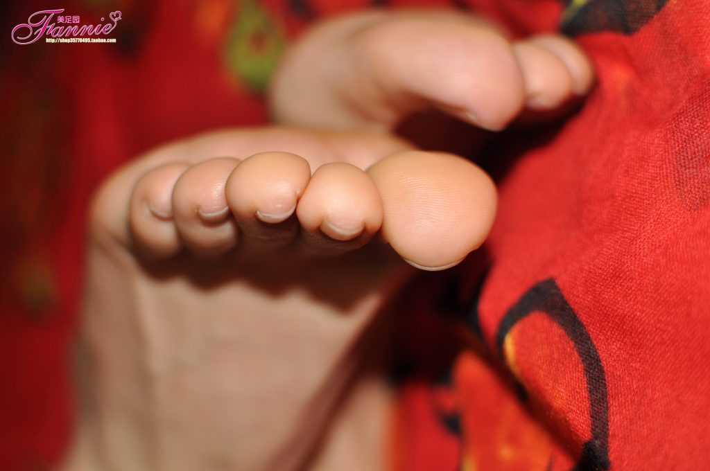 Fannie芬妮每足园 No.554 夜的乐章[69P/200MB]插图1