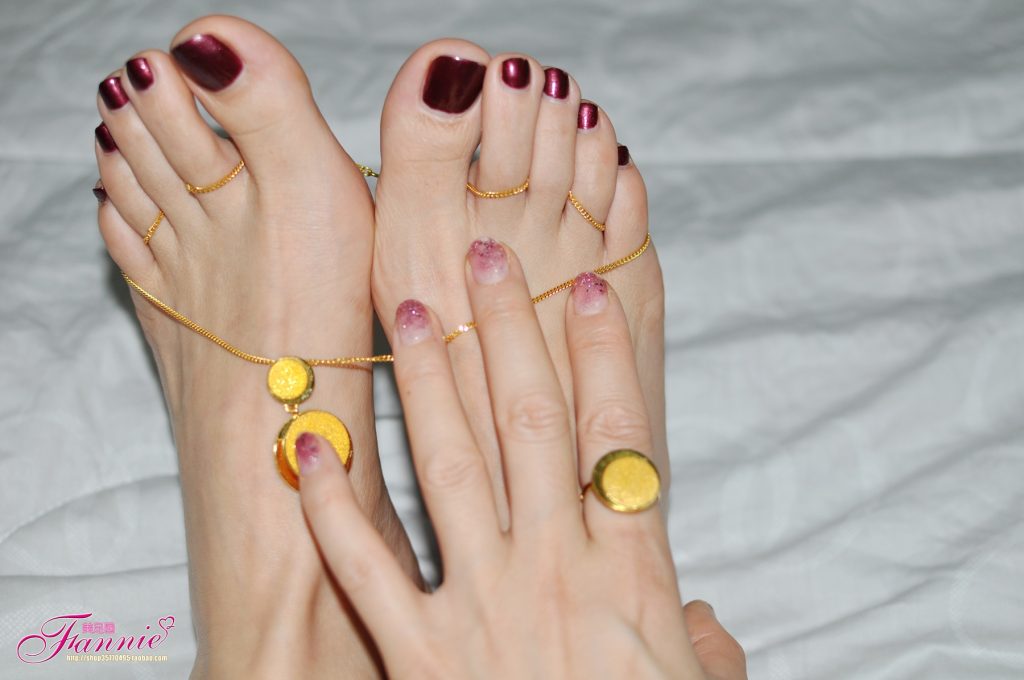 Fannie芬妮每足园 No.566 一缕金丝 玉趾牵[56P/164MB]插图2